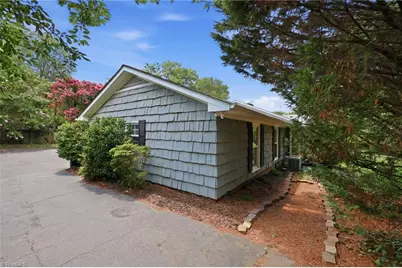 1025 Oaklawn Avenue, Winston-Salem, NC 27104 - Photo 42