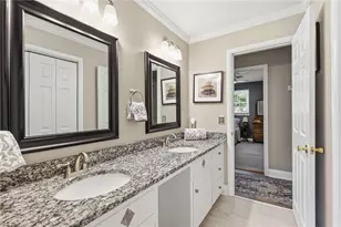 1025 Oaklawn Ave, Winston-Salem, NC 27104 - Photo 14