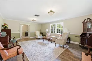 1025 Oaklawn Ave, Winston-Salem, NC 27104 - Photo 10