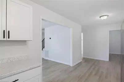 1615 Upland Drive, Greensboro, NC 27405 - Photo 18