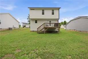 889 Berg St, Asheboro, NC 27203 - Photo 6