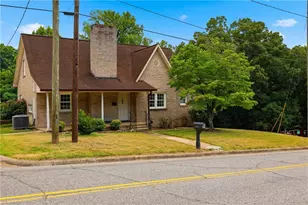 913 I St, North Wilkesboro, NC 28659 - Photo 1