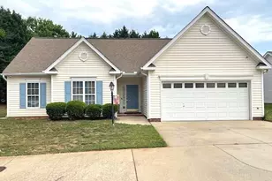 1015 Huntington Ridge Ln, Winston-Salem, NC 27105 - Photo 2