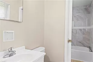 103 Flintfield Dr, Winston-Salem, NC 27103 - Photo 14