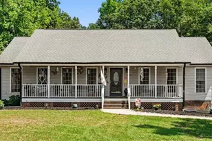 1906 Harris Dr, Greensboro, NC 27406 - Photo 2