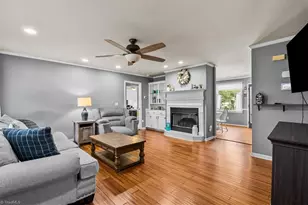 1906 Harris Dr, Greensboro, NC 27406 - Photo 6