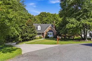 6045 Stone Bluff Dr, Clemmons, NC 27012 - Photo 10