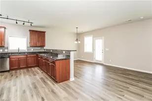 4625 Meadowside Terrace, High Point, NC 27265 - Photo 18