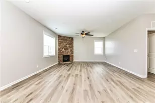 4625 Meadowside Terrace, High Point, NC 27265 - Photo 8