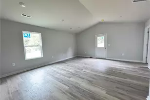 337 Frank Cherry St, Eden, NC 27288 - Photo 10
