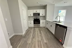 337 Frank Cherry St, Eden, NC 27288 - Photo 4