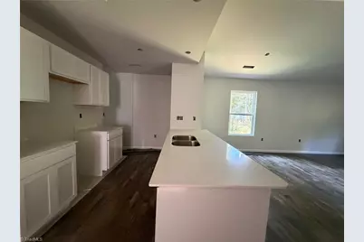 344 Poppy Court, Eden, NC 27288 - Photo 4