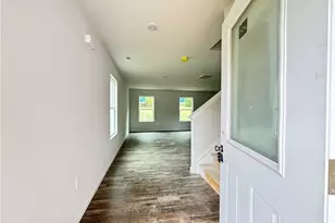 332 Poppy Ct, Eden, NC 27288 - Photo 2