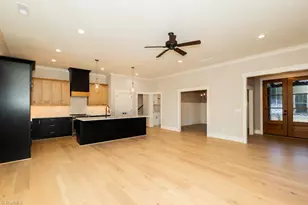 387 Vernon Rd, Reidsville, NC 27320 - Photo 10
