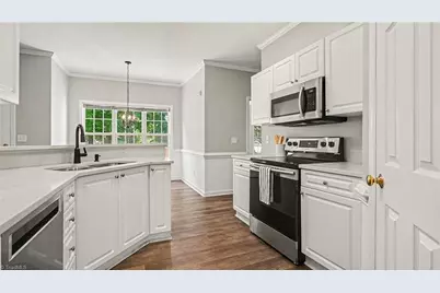 2115 Forest Edge Drive, Greensboro, NC 27406 - Photo 18