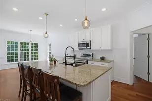 7132 Pleasant Oaks Rd, Greensboro, NC 27410 - Photo 14
