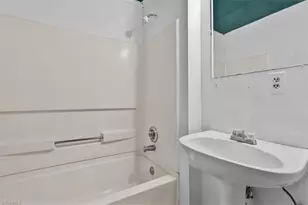 8 Armhurst Ct, Greensboro, NC 27405 - Photo 30