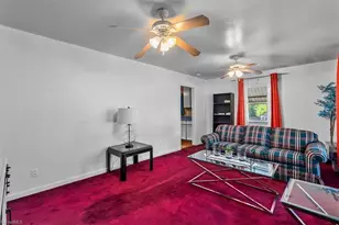 8 Armhurst Ct, Greensboro, NC 27405 - Photo 4