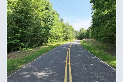 1048 N Goat Pasture Road, Lexington, NC 27295 - Photo 8