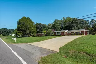 1540 W Harrison St, Reidsville, NC 27320 - Photo 8
