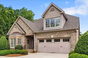 19 Blakeney Pl, Greensboro, NC 27408 - Photo 2
