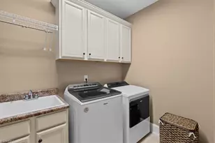 19 Blakeney Pl, Greensboro, NC 27408 - Photo 30