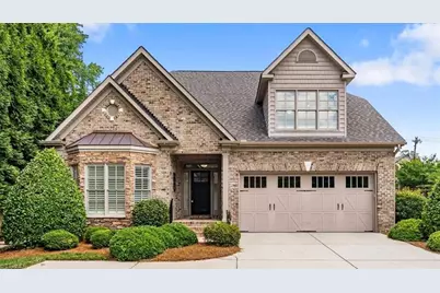 19 Blakeney Place, Greensboro, NC 27408 - Photo 1