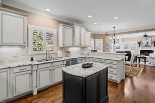 19 Blakeney Pl, Greensboro, NC 27408 - Photo 10