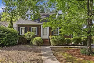 2420 Fairway Dr, Winston-Salem, NC 27103 - Photo 2