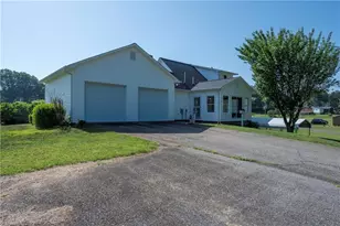 1630 Yadkin Valley Rd, Advance, NC 27006 - Photo 36