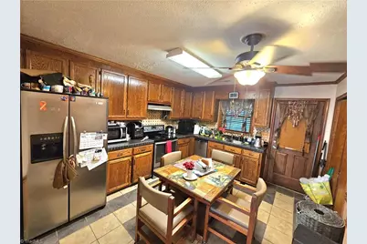 817 Brickwood Court, Winston-Salem, NC 27127 - Photo 4