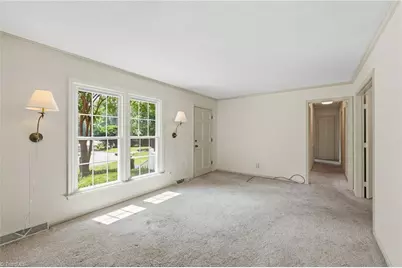 701 Dale Court, Burlington, NC 27215 - Photo 10
