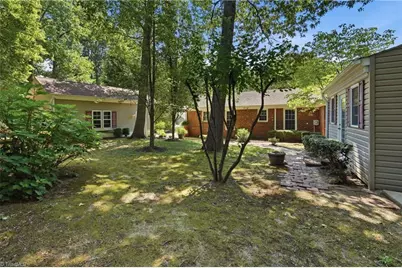 701 Dale Court, Burlington, NC 27215 - Photo 6
