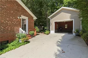 701 Dale Ct, Burlington, NC 27215 - Photo 20