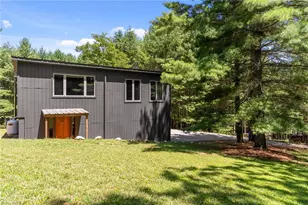 896 Alta Vista Ln, Sparta, NC 28675 - Photo 1
