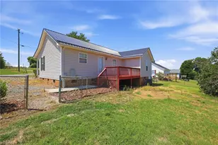 1502 Gibbs Rd, Reidsville, NC 27320 - Photo 26