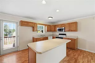 1502 Gibbs Rd, Reidsville, NC 27320 - Photo 8