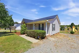 1502 Gibbs Rd, Reidsville, NC 27320 - Photo 2