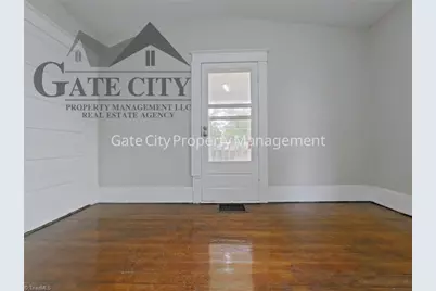 1006 Holton Place, High Point, NC 27262 - Photo 4