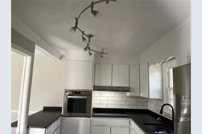 3021 Stratford Drive, Greensboro, NC 27408 - Photo 6