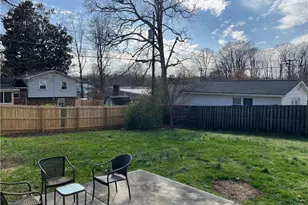 3021 Stratford Dr, Greensboro, NC 27408 - Photo 20