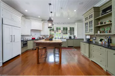 2375 Southpoint Lane, New London, NC 28127 - Photo 12