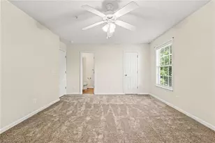 2600 Pennoak Way, Greensboro, NC 27407 - Photo 16