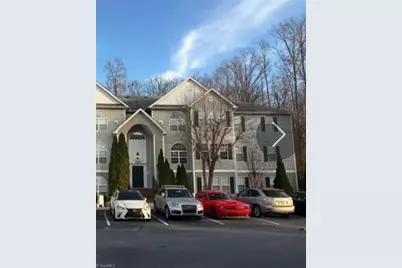 2600 Pennoak Way #H, Greensboro, NC 27407 - Photo 2