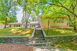 1112 Ferndale Blvd, High Point, NC 27262 - Photo 2
