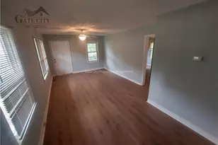 1218 Guyer St, High Point, NC 27262 - Photo 4