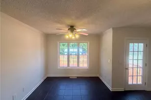109 Briarcreek Dr, Midway, NC 27107 - Photo 10