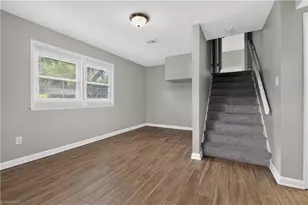 2204 Maybank Dr, Greensboro, NC 27403 - Photo 6