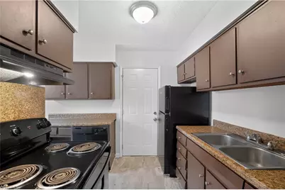 2204 Maybank Drive, Greensboro, NC 27403 - Photo 16