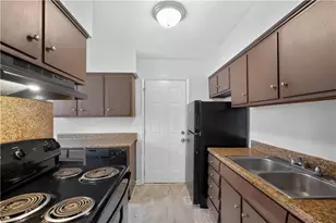 2204 Maybank Dr, Greensboro, NC 27403 - Photo 16